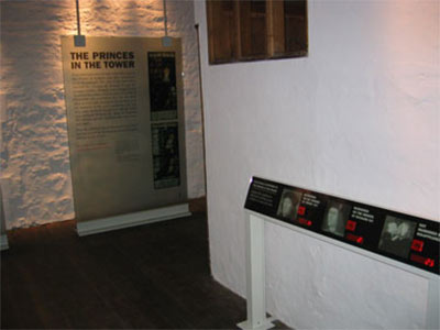 Voting System for the Tower of London, developed by Xor Systems Voting System for the Tower of London, developed by Xor Systems